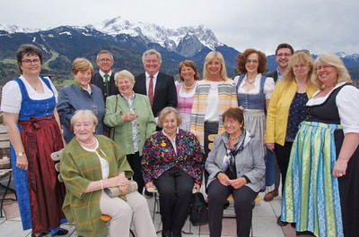 Herzlichen Glückwunsch zum großen Jubiläum der FU Garmisch-Partenkirchen vor traumhafter Kulisse!