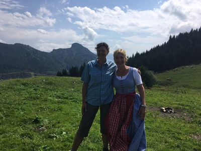 Immer ein wunderschöner Termin mit meiner Kollegin Ilse Aigner - die traditionelle jährliche Hauptalmbegehung! Die vom Almwirtschaftlichen Verein Oberbayern organisierte Wanderung führte heuer über acht Almen im westlichen Hochriesgebiet.